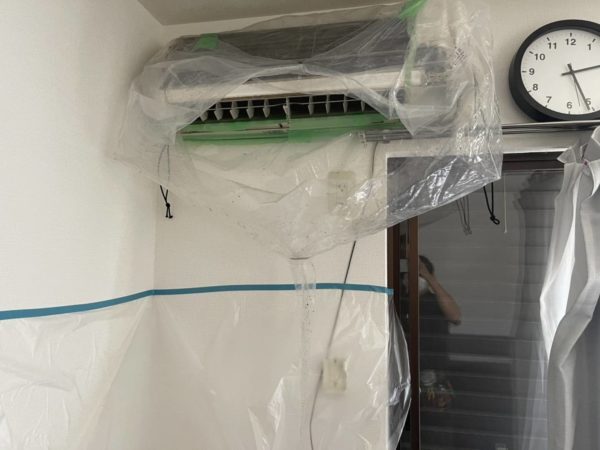 【清掃サービス受付けています！】中央区日本橋でエアコンクリーニングしました